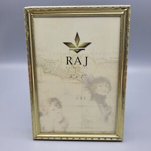 Vintage Metal Gold Tone 5x7 Raj Collection Picture Frame With Decorative Border